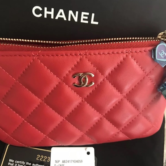 Chanel O Red Case Zipper Pouch With Charms! - Picture 4 of 7
